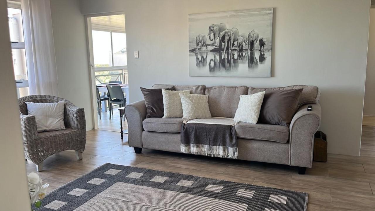 Bella Casa - Seaview-Beach Club Apartment * Cape Town